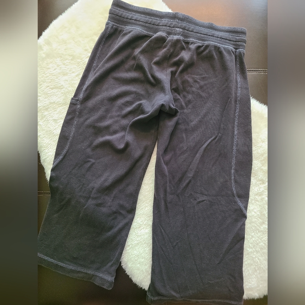 Nike Capri Joggers - Picture 3 of 3